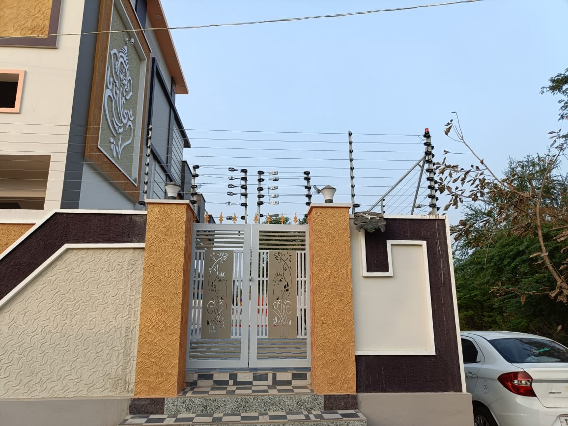 Solar Fencing_Adithya Solar System Solutions  